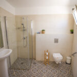 חדר רחצה מצוק