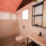 טנטי פלוס חדר רחצה