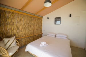 טנטי פלוס חדר שינה