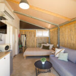 טנטי פלוס סלון ומטבח