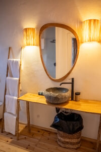 טנטי צפוני חדר רחצה